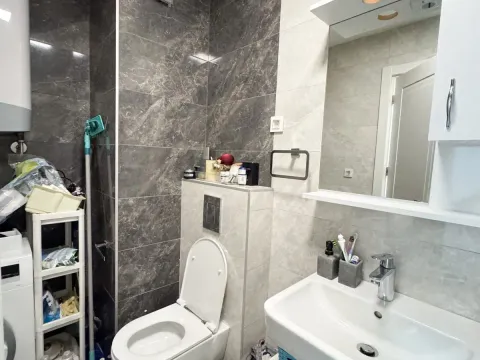 Prodaja, jednosoban stan, 45m², Tološka šuma, Podgorica - image 9