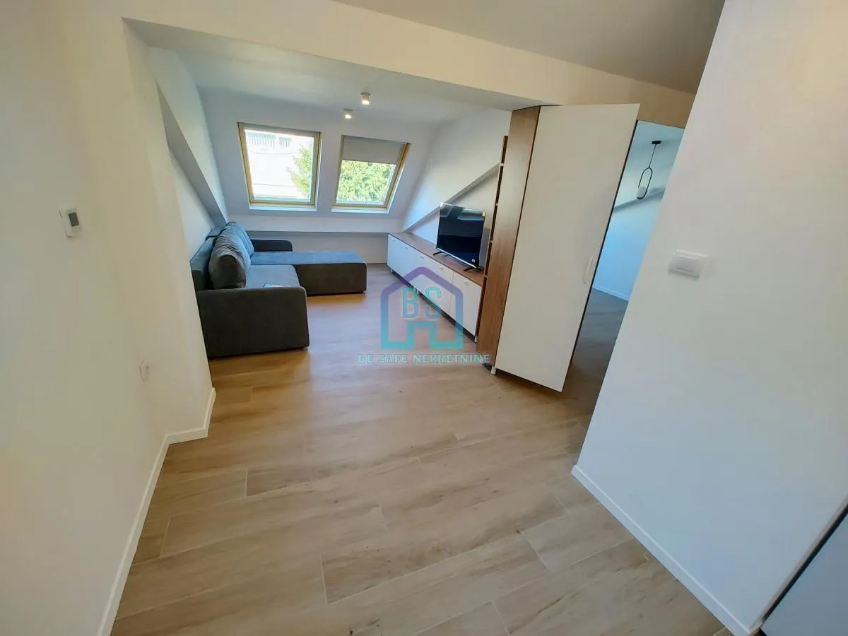 Prodaja, jednosoban stan, 32m², Centar, Novi Sad