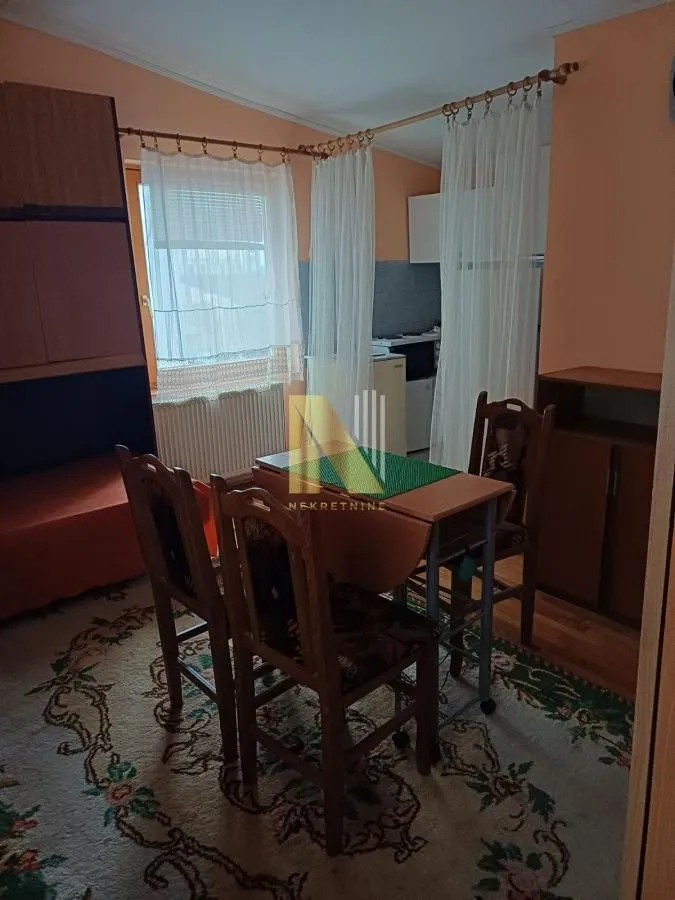 Prodaja, garsonjera, 21m², Salajka, Novi Sad Sve Podlokacije