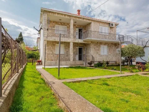 Prodaja, kuća, 260m², Zabjelo, Podgorica - image 5