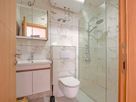 Prodaja, jednosoban stan, 39m², Sutomore, Bar - image 18