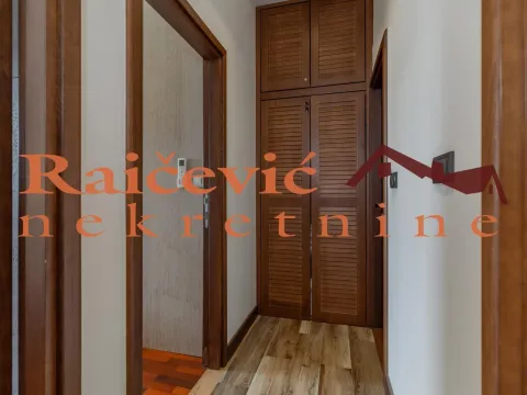 Sale, studio apartment, 85m², Vračar, Šid - image 8