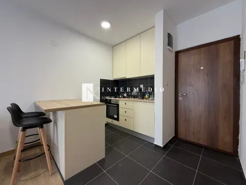 Izdavanje, garsonjera, 35m², Zelenika, Herceg Novi - image 4