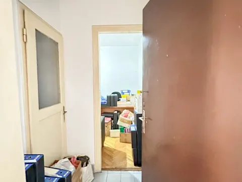 Prodaja, garsonjera, 19m², Centar, Podgorica - image 7