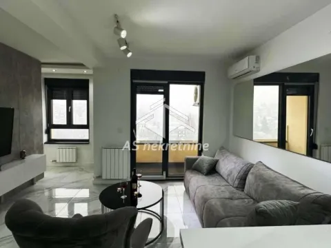 Izdavanje, dvosoban stan, 45m², Crveni Krst, Beograd - image 1