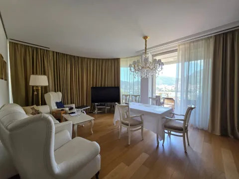 Sale, two bedroom apartment, 141m², Budva, Crna Gora - image 2