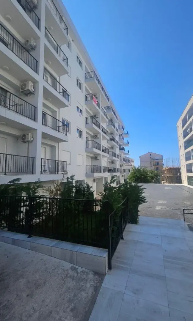 Prodaja, jednosoban stan, 46m², Budva, Crna Gora