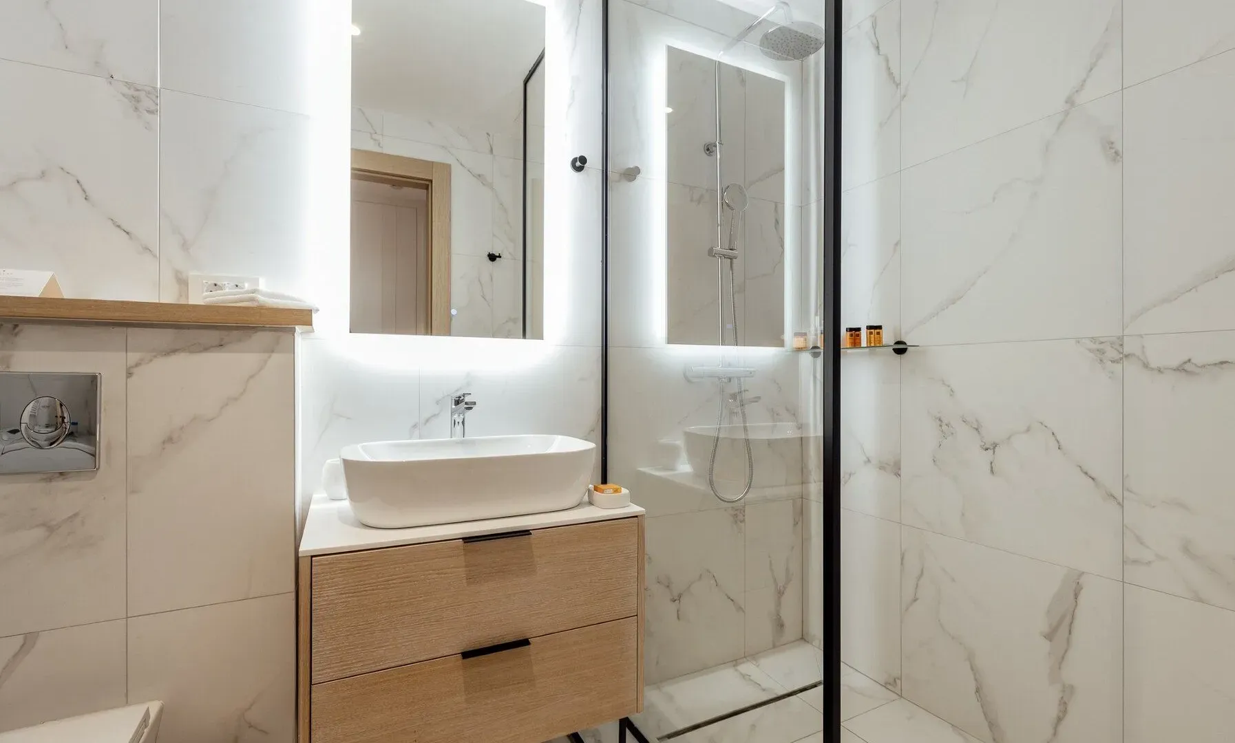 Prodaja, jednosoban stan, 81m², Kotor, Crna Gora