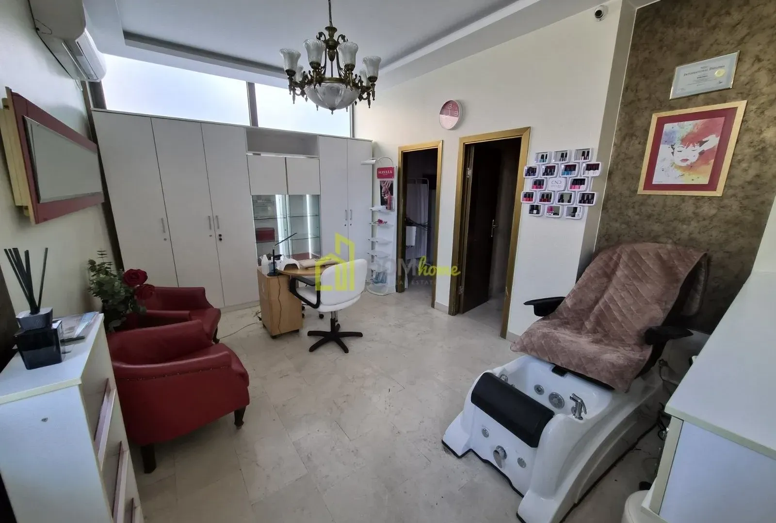 Sale, office space, 60m², Pejton, Podgorica