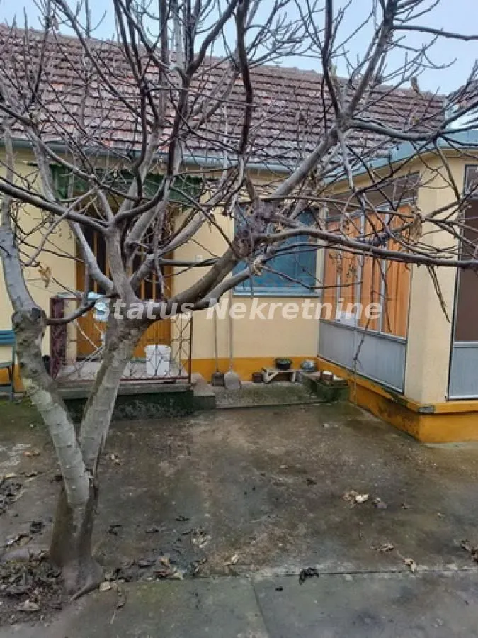 Sale, house, 122m², Šid, Srbija