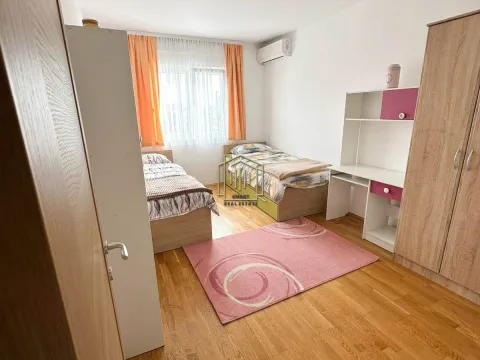 Izdavanje, dvosoban stan, 66m², Stari Aerodrom, Podgorica - image 10