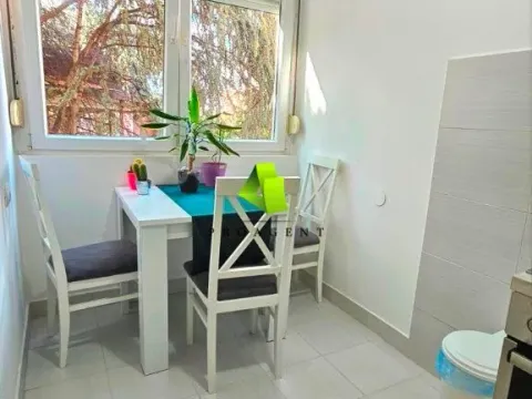 Sale, three bedroom apartment, 65m², Medijana, Niš - image 4