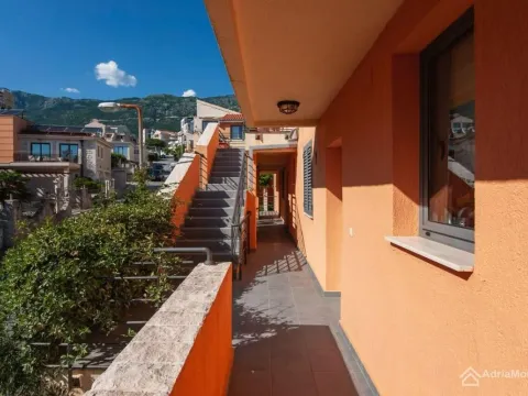 Sale, one bedroom apartment, 55m², Bečići, Budva - image 12