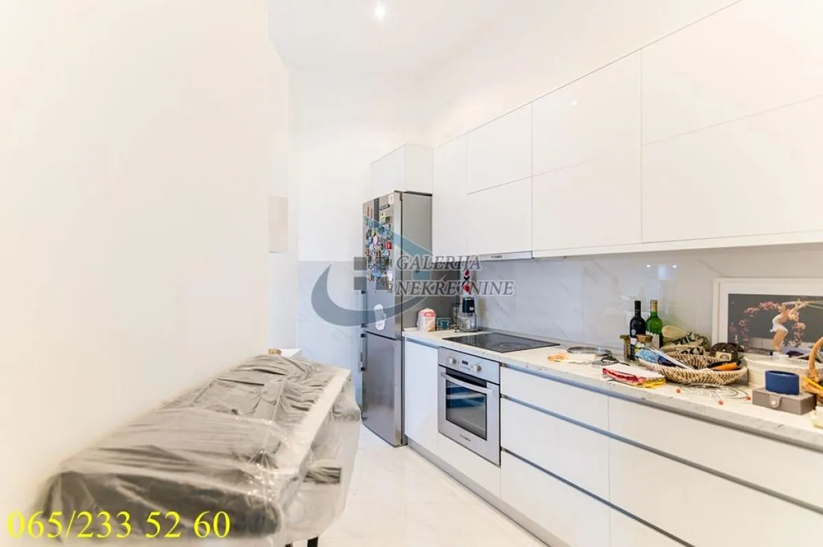 Sale, two bedroom apartment, 61m², Vračar Hram, Vračar Sve Podlokacije