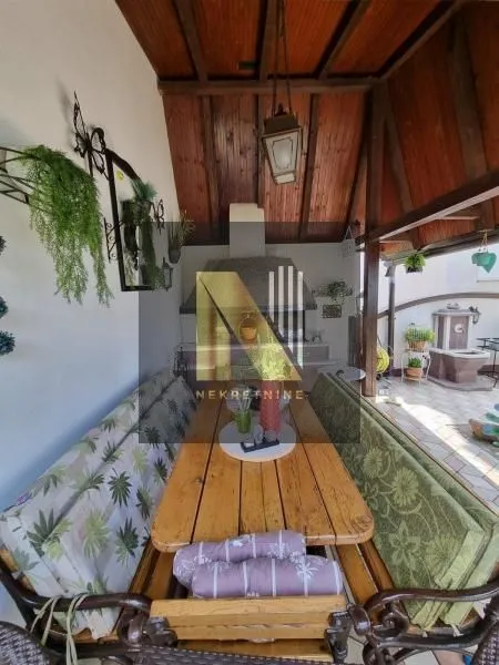 Prodaja, kuća, 112m², Veternik, Novi Sad Sve Podlokacije