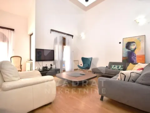 Rent, house, 300m², Gorica C, Podgorica - image 3