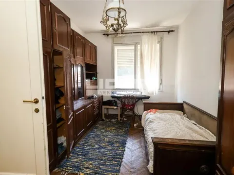 Sale, three bedroom apartment, 75m², Kalenić Pijaca, Vračar Sve Podlokacije - image 7
