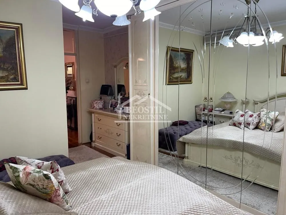 Sale, three bedroom apartment, 101m², Čukarica, Beograd