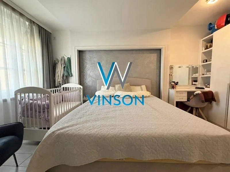 Prodaja, trosoban stan, 74m², Centar, Novi Sad
