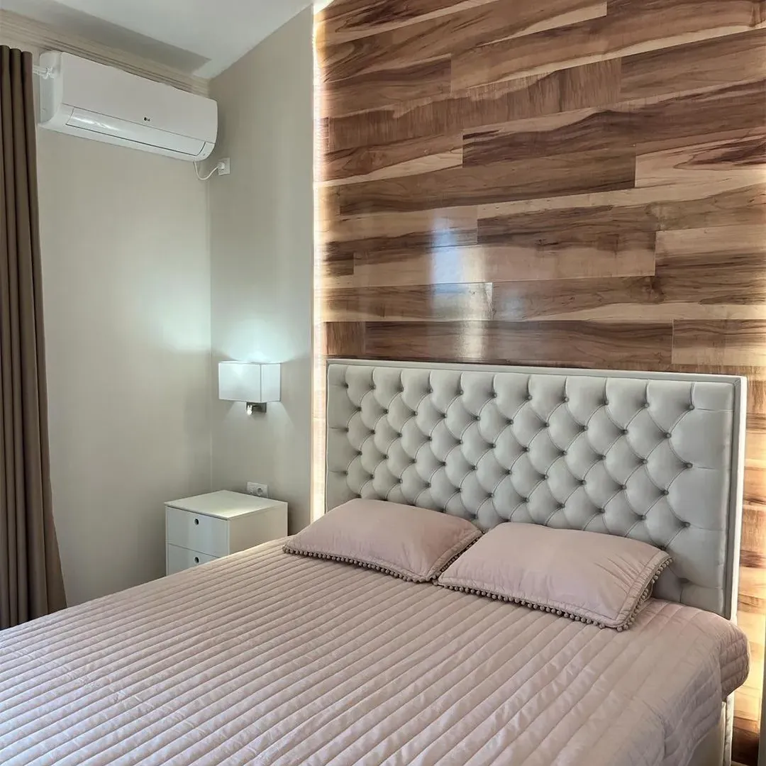 Prodaja, kuća, 235m², Centar, Bar