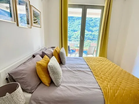 Sale, one bedroom apartment, 59m², Morinj, Kotor - image 5