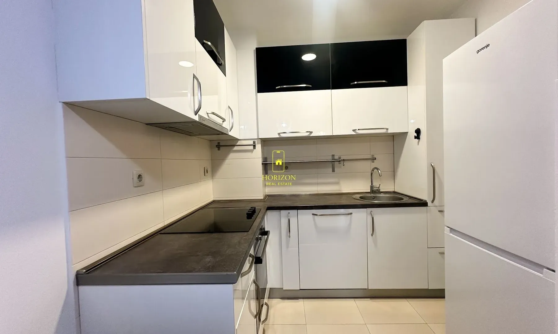 Prodaja, jednosoban stan, 43m², Stari Aerodrom, Podgorica