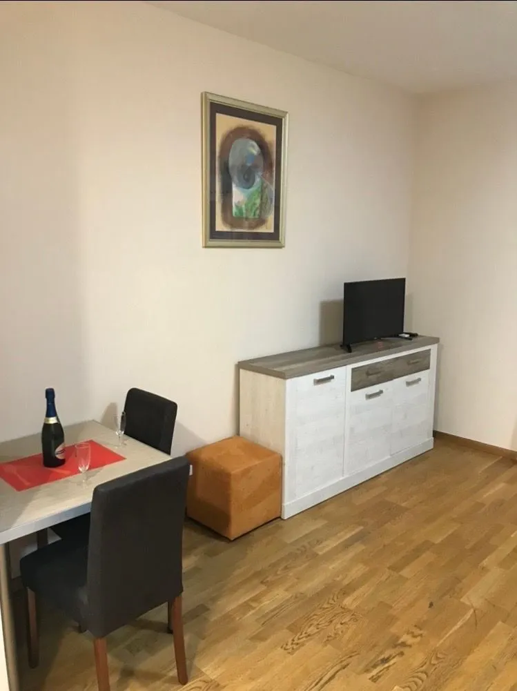 Rent, studio apartment, 33m², City Kvart, Podgorica