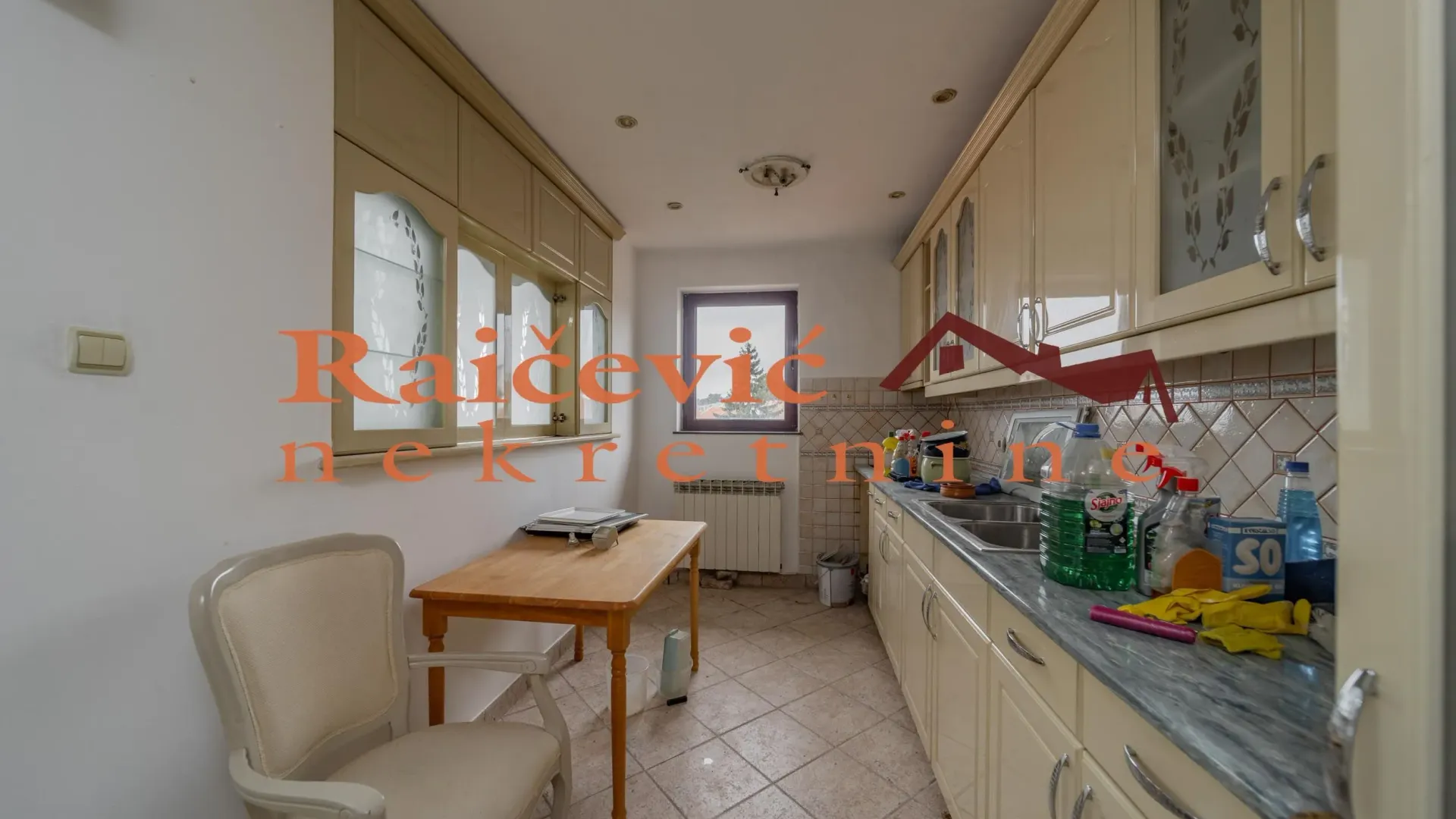 Rent, house, 500m², Zvezdara Sve Podlokacije, Beograd