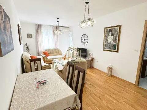 Izdavanje, dvosoban stan, 66m², Stari Aerodrom, Podgorica - image 6