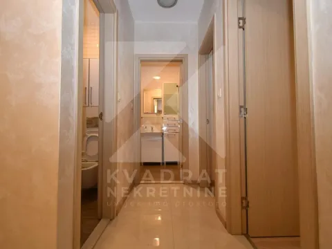 Sale, two bedroom apartment, 66m², City Kvart, Podgorica - image 7