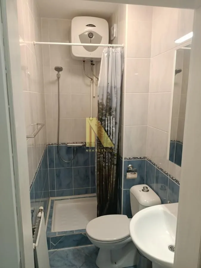 Izdavanje, dvosoban stan, 53m², Adamovićevo Naselje, Novi Sad Sve Podlokacije