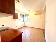 Prodaja, garsonjera, 34m2, Centar, Tivat
