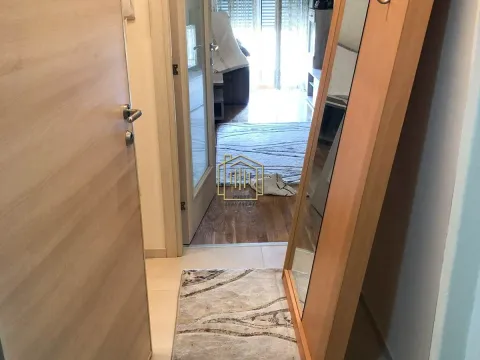Prodaja, stan, 22m², Stari Aerodrom, Podgorica - image 4
