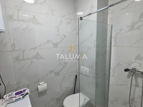 Izdavanje, jednosoban stan, 56m², City Kvart, Podgorica - image 3