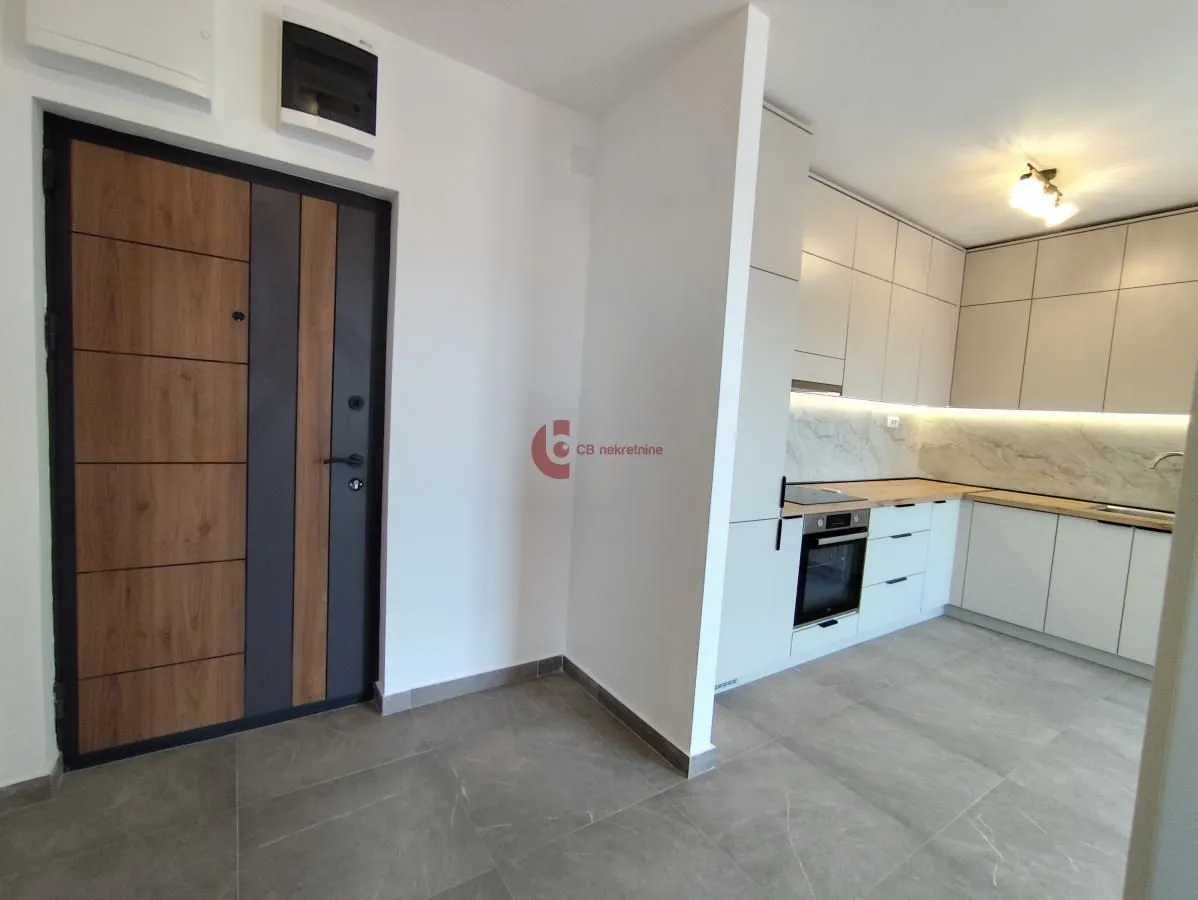 Prodaja, dvosoban stan, 50m², Bajnat, Subotica