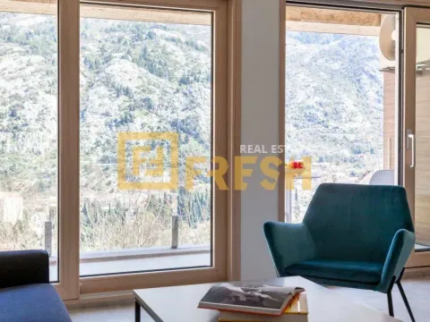 Prodaja, jednosoban stan, 73m², Kotor, Crna Gora - image 4