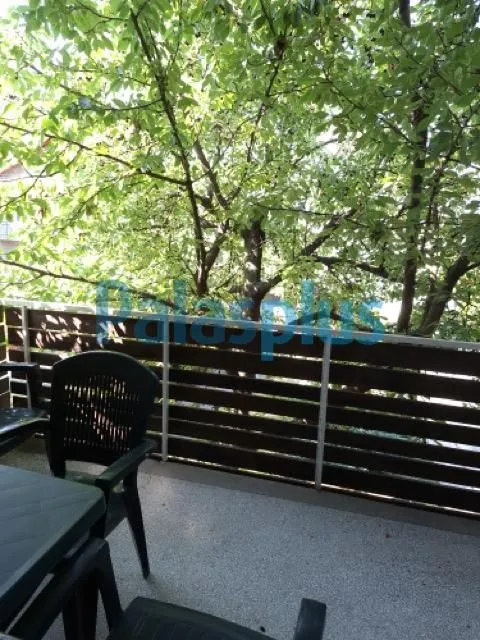 Izdavanje, dvosoban stan, 60m², Resnik, Beograd
