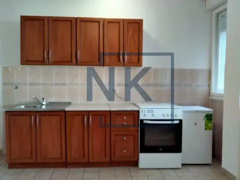 Rent, studio apartment, 33m², Pejton, Podgorica - image 2