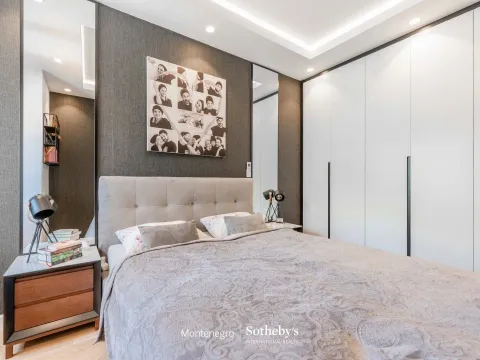 Sale, two bedroom apartment, 85m², Kotor, Crna Gora - image 12