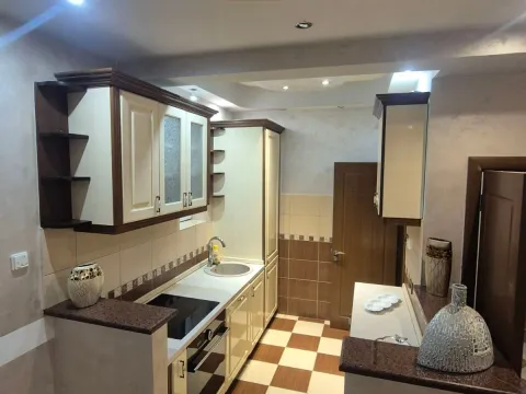 Izdavanje, dvosoban stan, 84m², Krivi Most, Podgorica - image 16