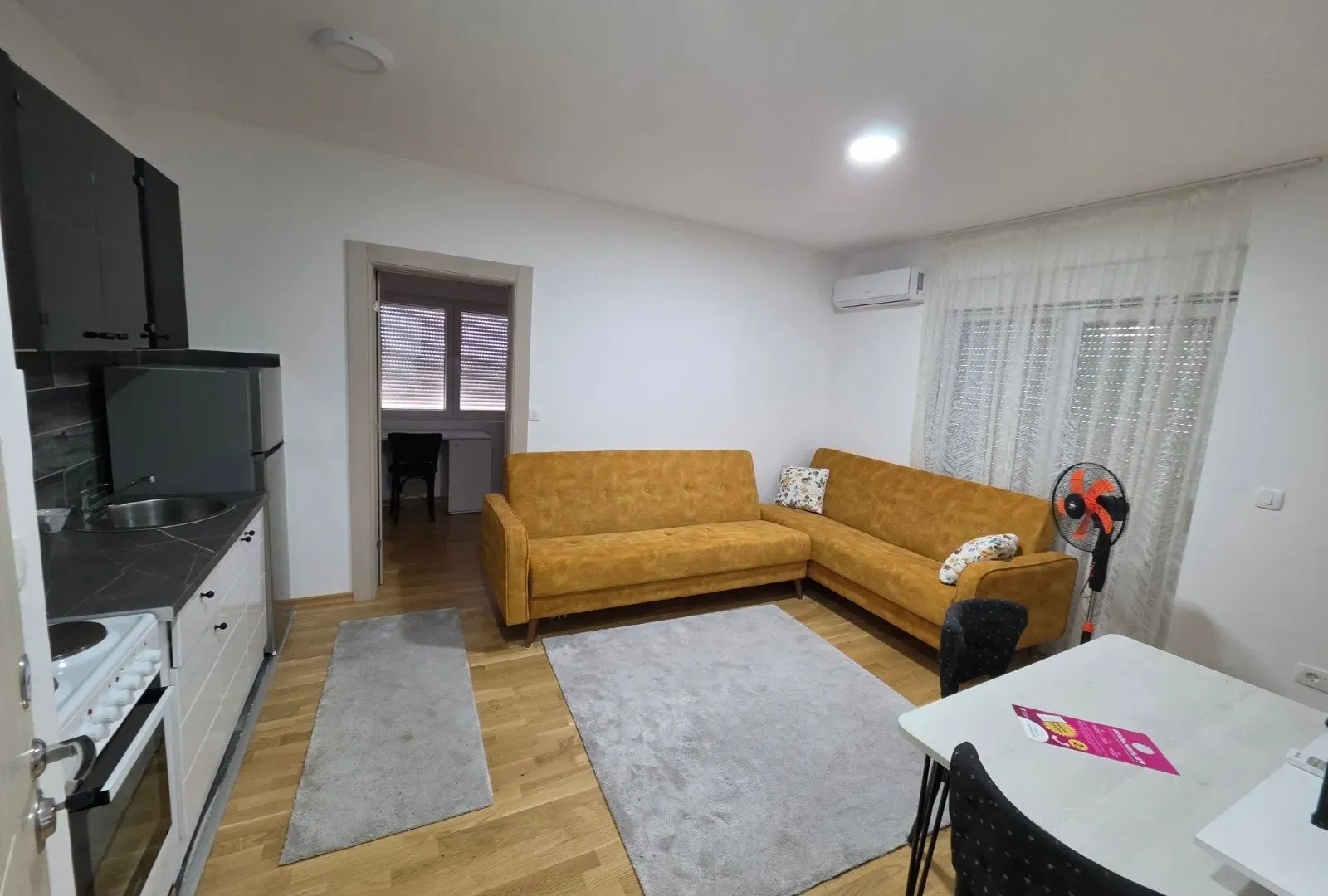 Rent, one bedroom apartment, 36m², Budva okolina, Budva