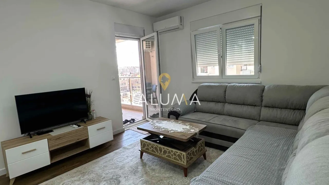 Izdavanje, jednosoban stan, 46m², Stari Aerodrom, Podgorica