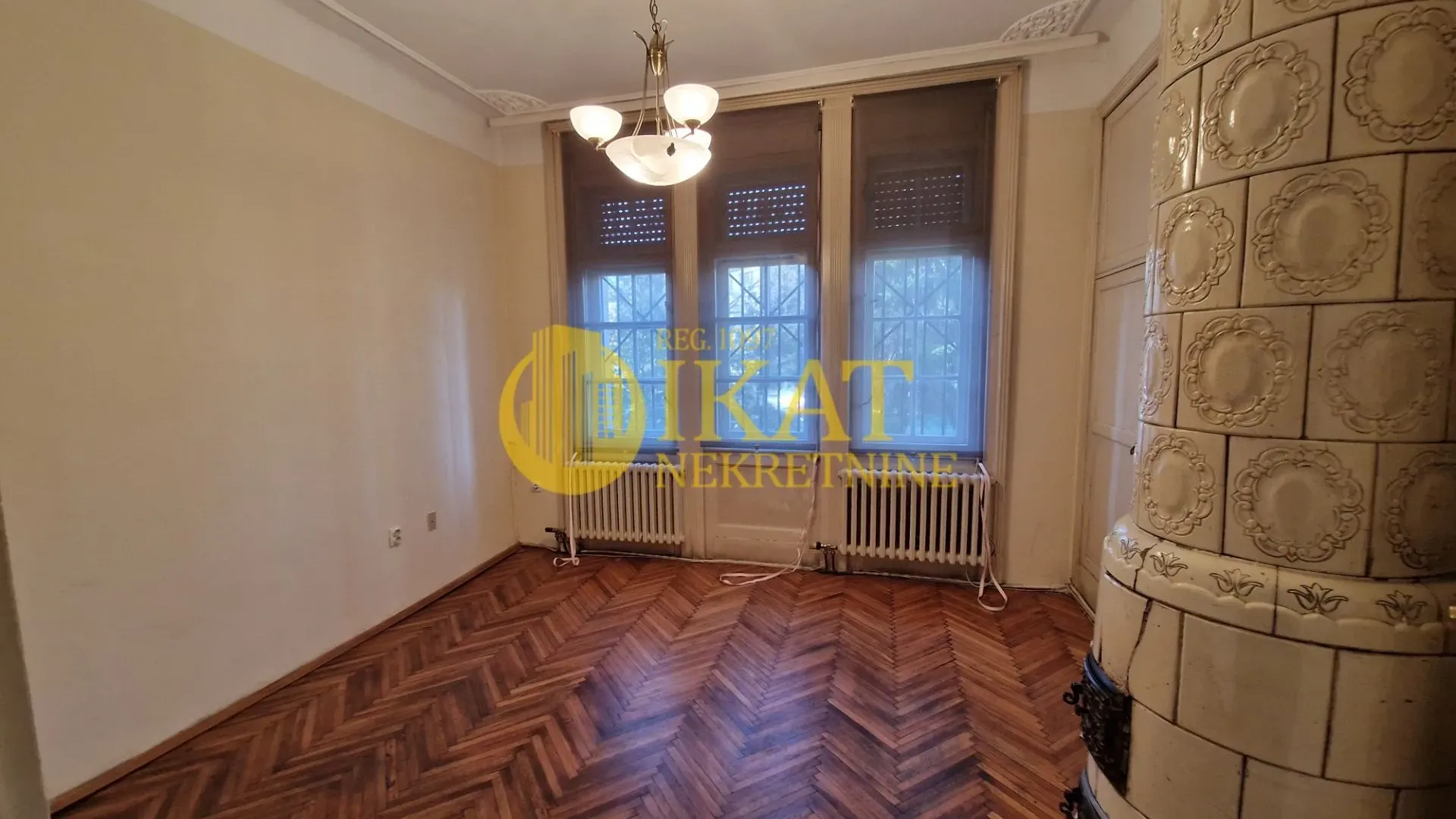 Izdavanje, kuća, 330m², Senjak, Beograd