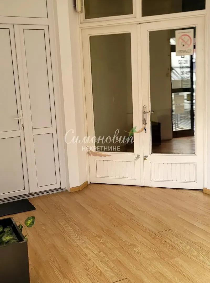 Sale, office space, 174m², Centar, Inđija