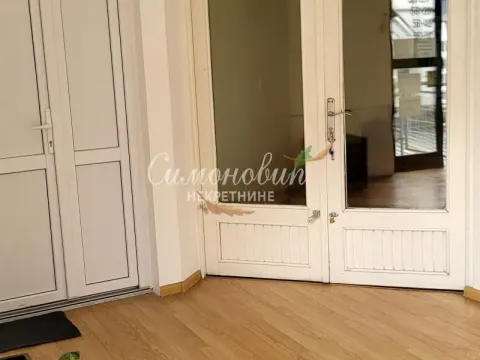 Sale, office space, 174m², Centar, Inđija - image 6