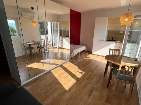 Prodaja, stan, 27m², Tivat, Crna Gora - image 4
