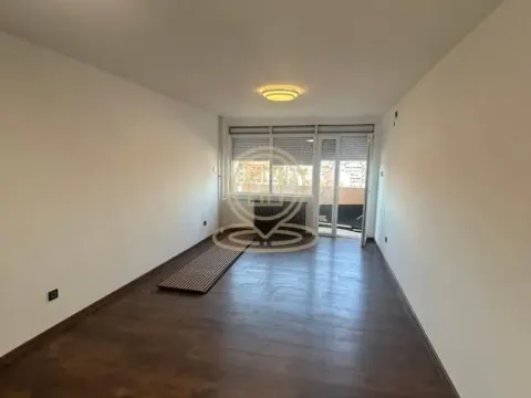 Prodaja, trosoban stan, 70m², Medijana, Niš - image 15