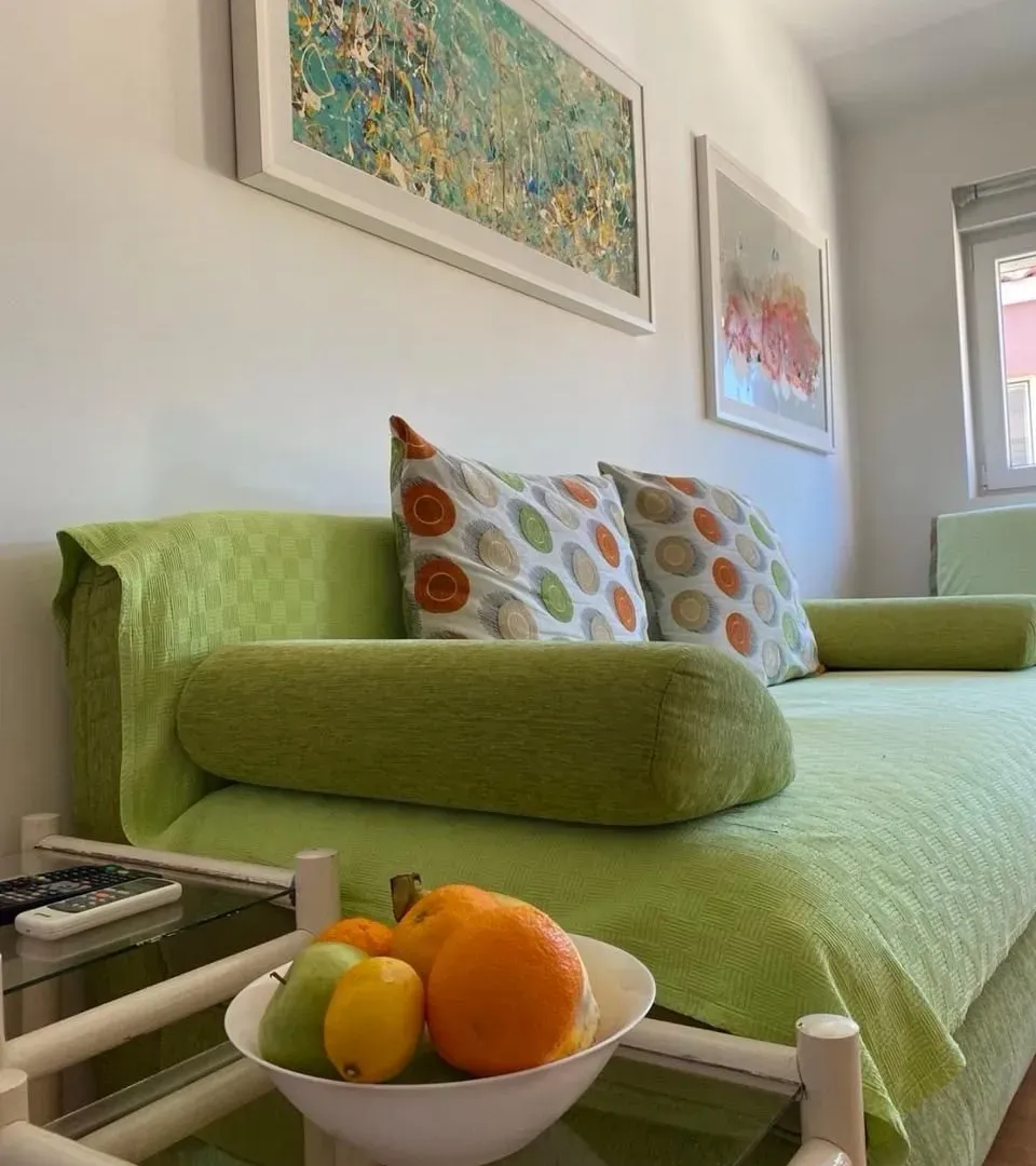 Rent, one bedroom apartment, 40m², Rozino, Budva