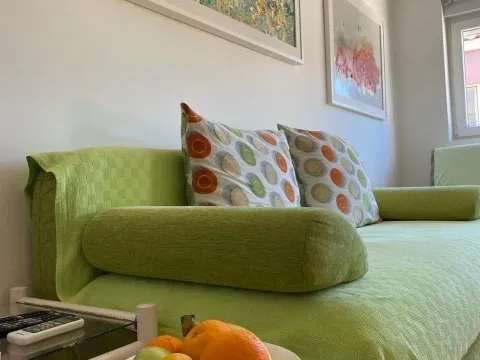 Rent, one bedroom apartment, 40m², Rozino, Budva - image 9
