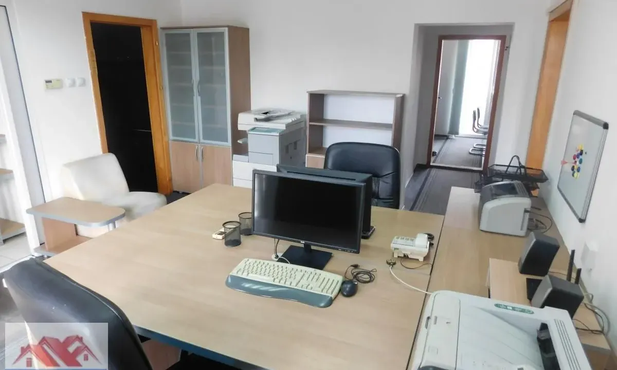 Rent, office space, 74m², Centar, Kragujevac